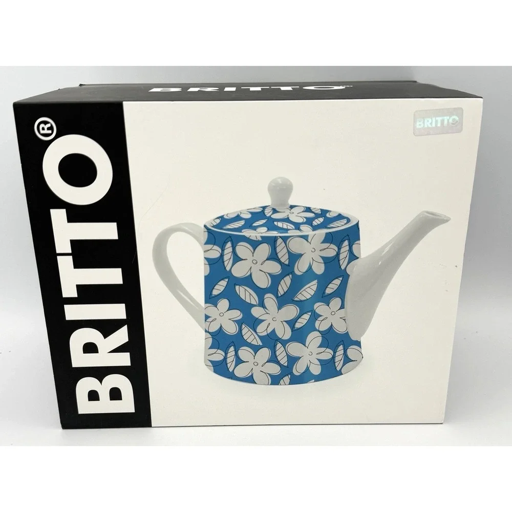 Romero Britto Bone China Tea Pot Coffee w/ Lid Blue & White Flowers 28.7 Oz New